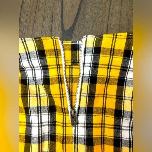 Hollister Casual Mini Short Yellow Black Plaid Ultra High Rise Skirt Size XS - Picture 3 of 6